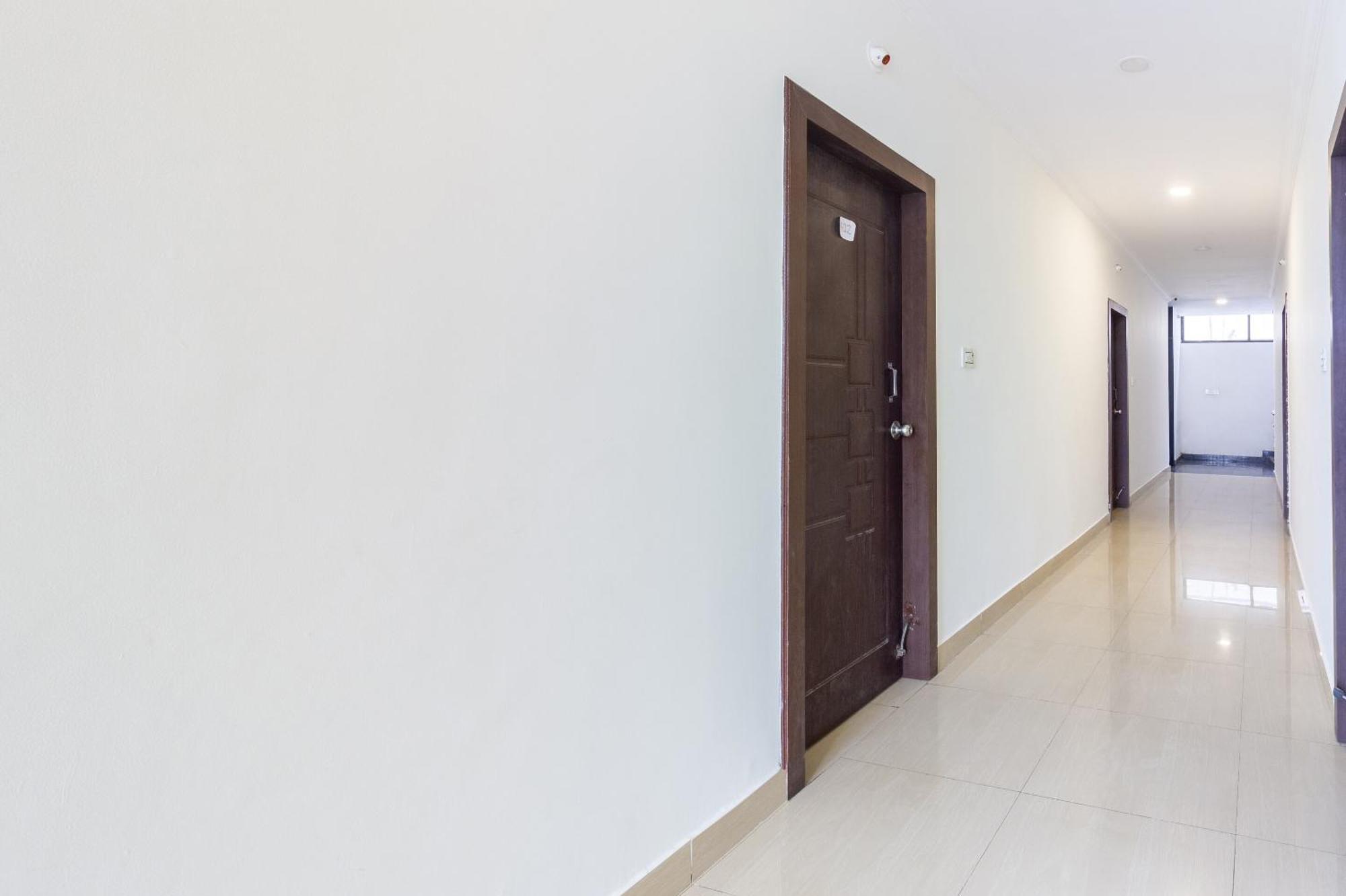 โอโย 44583 อัลไพน์ โกลว์ ไฮต์ Hotel Trimulgherry ภายนอก รูปภาพ